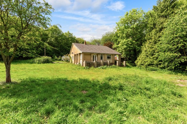 Hopewell, Chapel Woods, Charing, Ashford, Kent, TN27 0NP 7