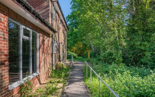 Pembridge House, Salisbury Road, Fordingbridge, Hampshire, SP6 1QT 6