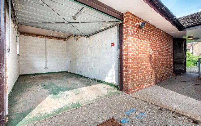 Pembridge House, Salisbury Road, Fordingbridge, Hampshire, SP6 1QT 6