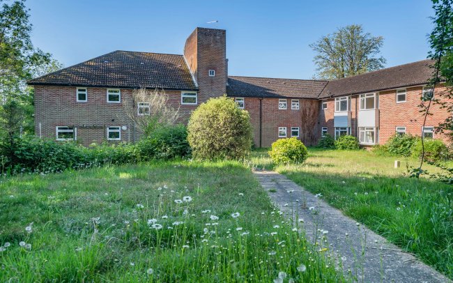 Pembridge House, Salisbury Road, Fordingbridge, Hampshire, SP6 1QT 6