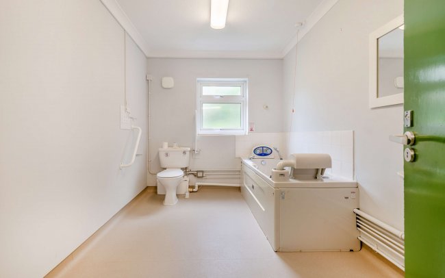 Pembridge House, Salisbury Road, Fordingbridge, Hampshire, SP6 1QT 6