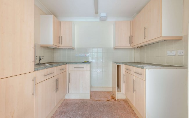 Pembridge House, Salisbury Road, Fordingbridge, Hampshire, SP6 1QT 6