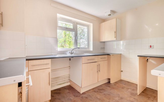 Pembridge House, Salisbury Road, Fordingbridge, Hampshire, SP6 1QT 6