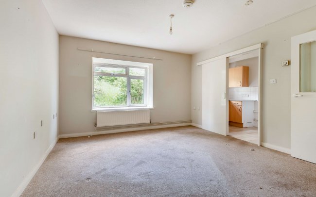 Pembridge House, Salisbury Road, Fordingbridge, Hampshire, SP6 1QT 6