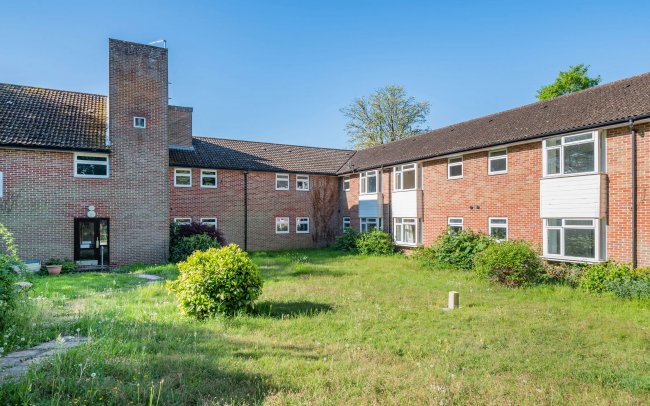 Pembridge House, Salisbury Road, Fordingbridge, Hampshire, SP6 1QT 6