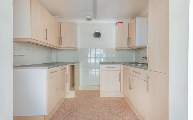 Pembridge House, Salisbury Road, Fordingbridge, Hampshire, SP6 1QT 6