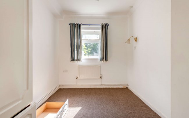Pembridge House, Salisbury Road, Fordingbridge, Hampshire, SP6 1QT 6