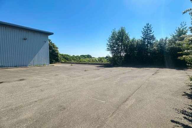 1 & 2 Rochehall Way, Purdeys Industrial Estate, Rochford, Essex, SS4 1JU 1