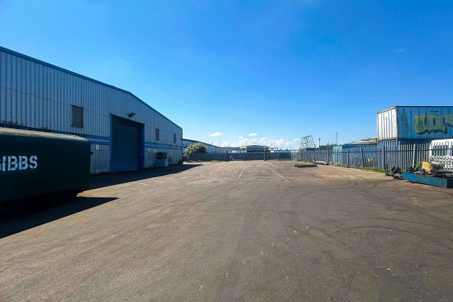 1 & 2 Rochehall Way, Purdeys Industrial Estate, Rochford, Essex, SS4 1JU 1