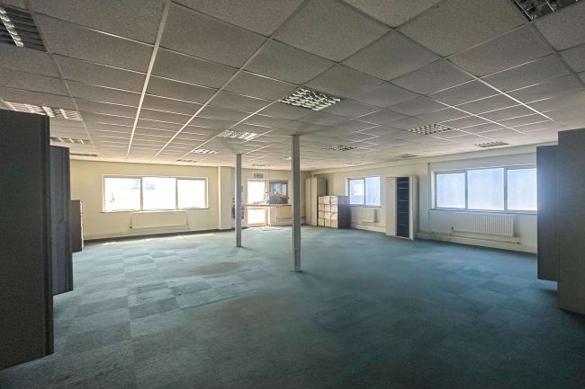 1 & 2 Rochehall Way, Purdeys Industrial Estate, Rochford, Essex, SS4 1JU 1