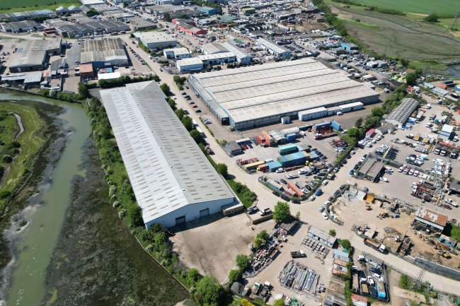 1 & 2 Rochehall Way, Purdeys Industrial Estate, Rochford, Essex, SS4 1JU 1