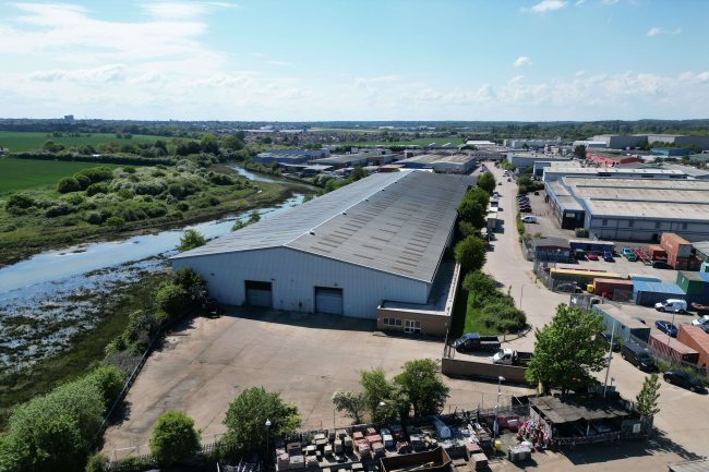 1 & 2 Rochehall Way, Purdeys Industrial Estate, Rochford, Essex, SS4 1JU 1