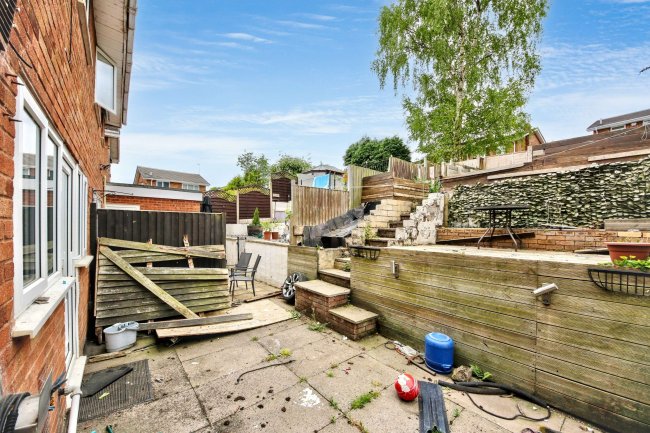 14 Staley Croft, Huntington, Cannock, Staffordshire, WS12 4PN 7