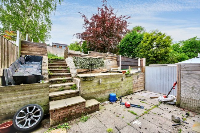 14 Staley Croft, Huntington, Cannock, Staffordshire, WS12 4PN 7