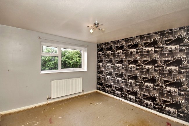 Flat 40 Faynes Court, Sunderland Road, Sandy, SG19 1JZ 1