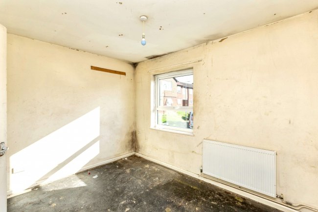 51 Plaiters Way, Bidwell, Dunstable, Bedfordshire, LU5 6JZ 1