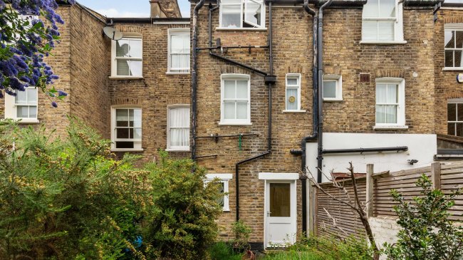 Flat A, 61 Belgrade Road, Stoke Newington, London, N16 8DH 9