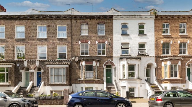 Flat B, 29 St Thomas Road, Finsbury Park, London, N4 2QH 10