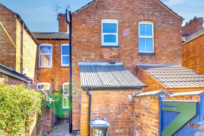 37 Edward Road, Leicester, Leicestershire, LE2 1TF 1