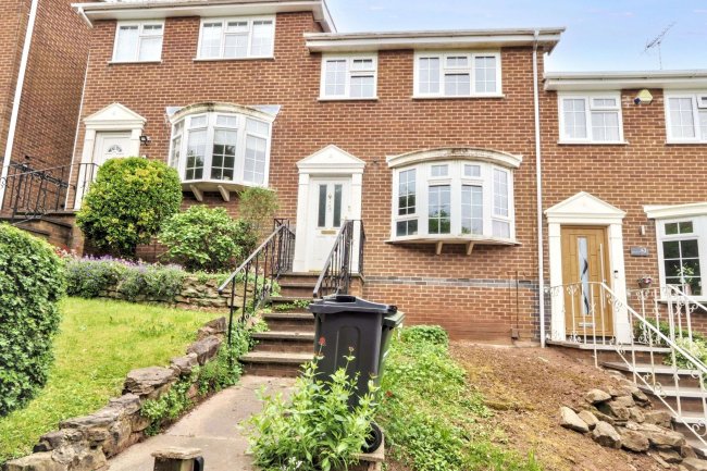 45 Southdale Road, Carlton, Nottingham, NG4 1EU 6