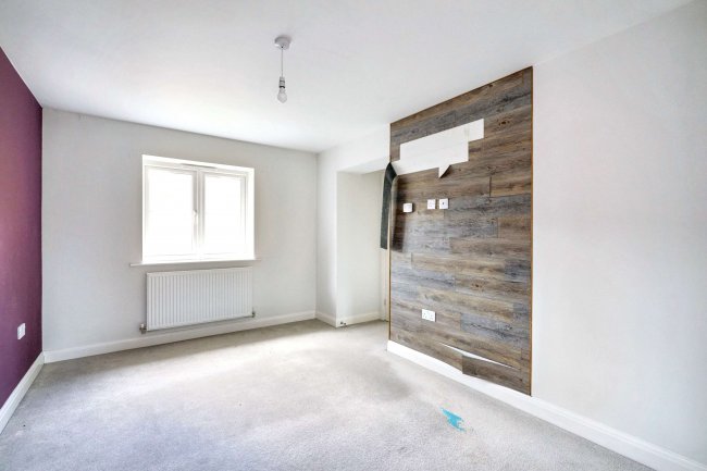 18 Windsor Way, Measham, Swadlincote, Derbyshire DE12 7NJ 9