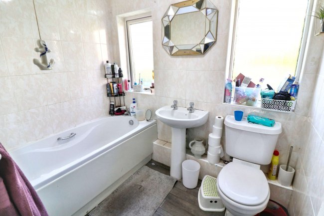 1 Woodlea Road, Rowlands Gill, NE39 2DG 10