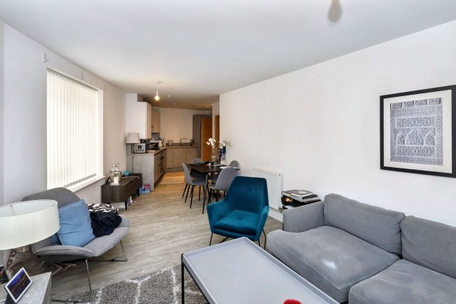 54 Suffield Lodge, Suffield Hill, High Wycombe, Buckinghamshire, HP11 2FR 7