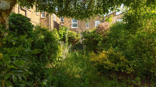 25 Birkbeck Hill, West Dulwich, London, SE21 8JS 6