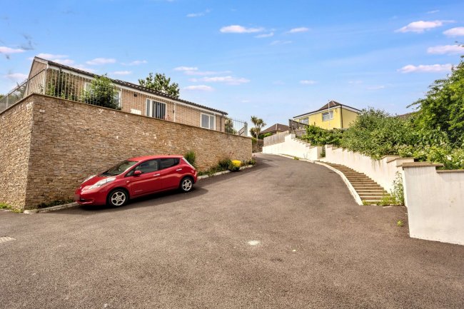 1 Barton Close, Milton, Weston-Super-Mare, BS22 8FE 1