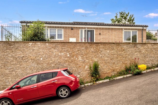 1 Barton Close, Milton, Weston-Super-Mare, BS22 8FE 1