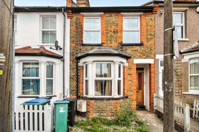 10 Elfrida Road, Watford, WD18 0AT 4