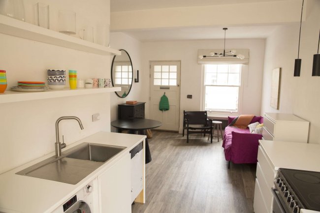 21 Oldfield Road, Hampton, TW12 2AD 4