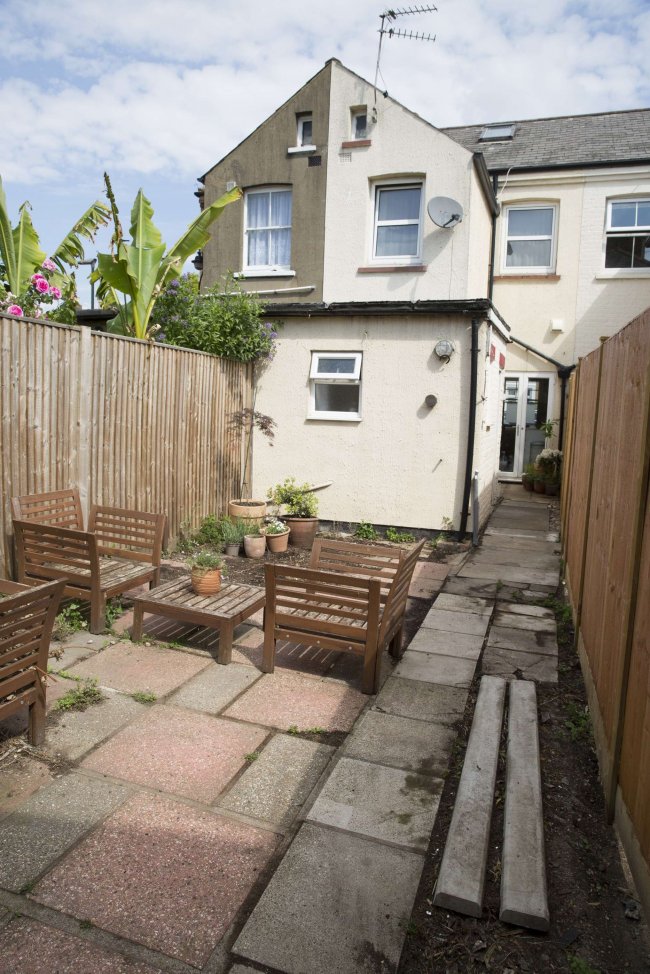 21 Oldfield Road, Hampton, TW12 2AD 4