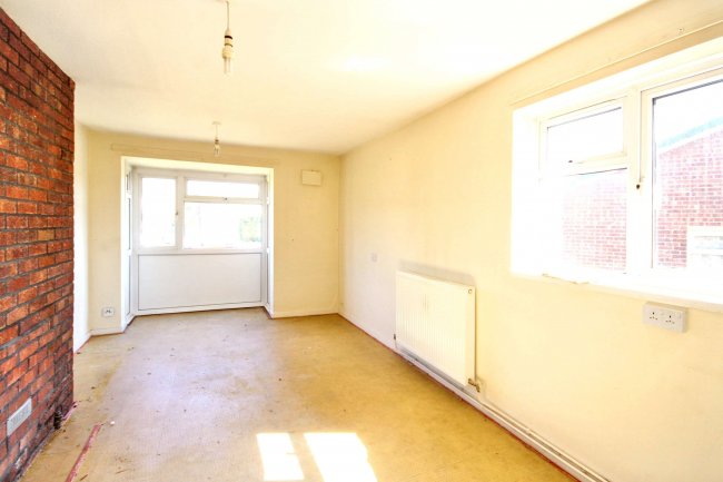 27A Mead Way, Bushey, WD23 2DH 7