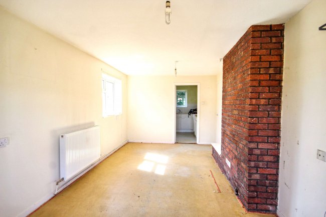 27A Mead Way, Bushey, WD23 2DH 7