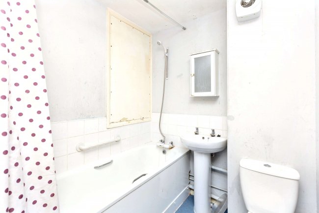 3 Burridge Court, Riverside Close, Kempston, Bedford, Bedfordshire, MK42 9DG 8