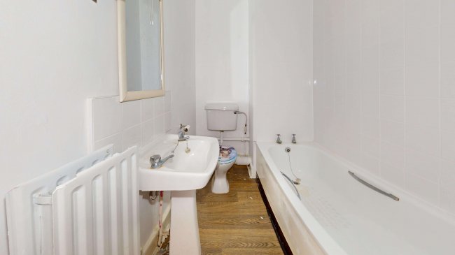 Flat C, 12 Danbury Street, Angel, London, N1 8JU 10