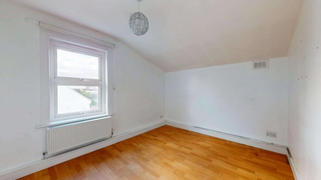 Flat B, 14 St Pauls Road, Thornton Heath, CR7 8NB 3