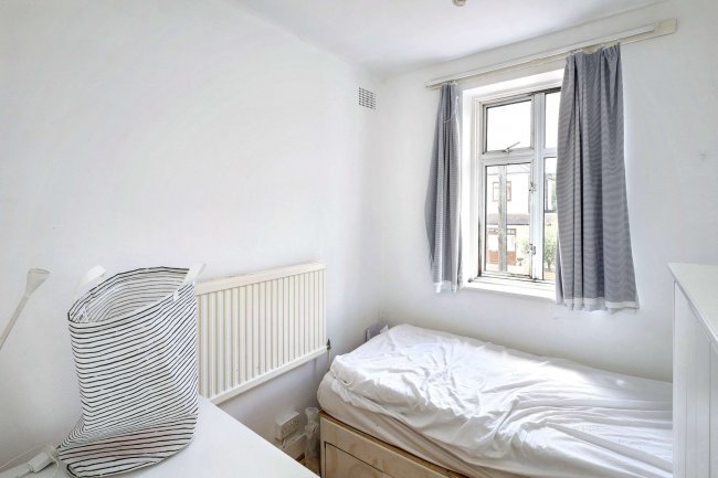 50 Fleetwood Road, London, NW10 1NL 10