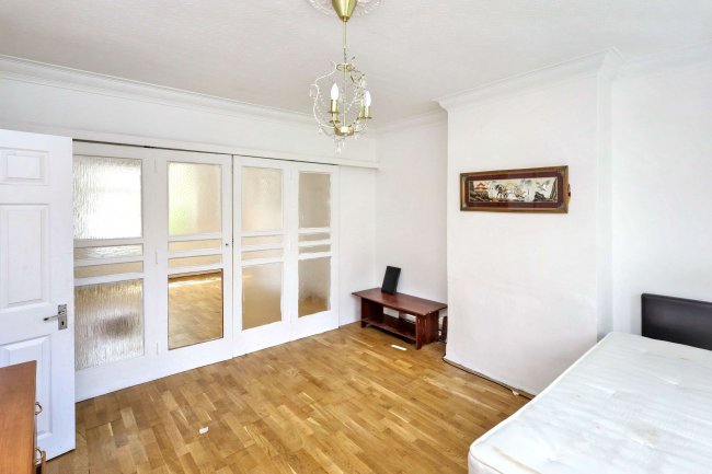 50 Fleetwood Road, London, NW10 1NL 10