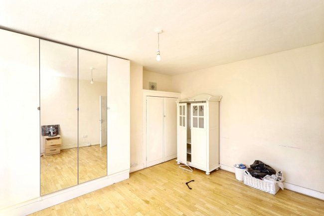 50 Fleetwood Road, London, NW10 1NL 10