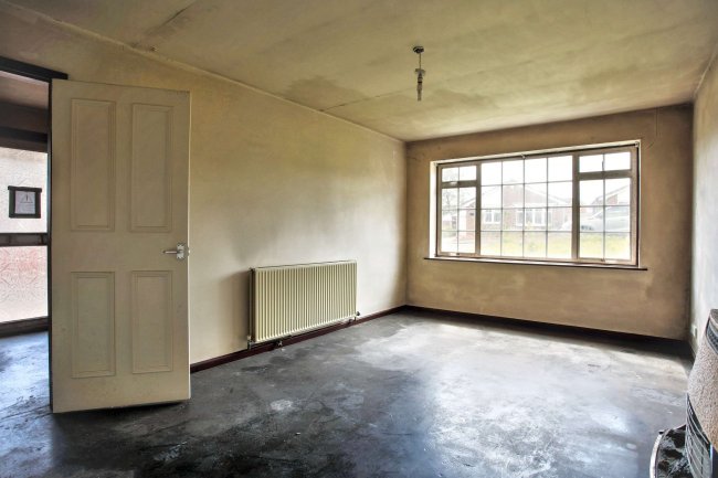 10 Millbrook Avenue, Atherton, Manchester M46 9LL 3