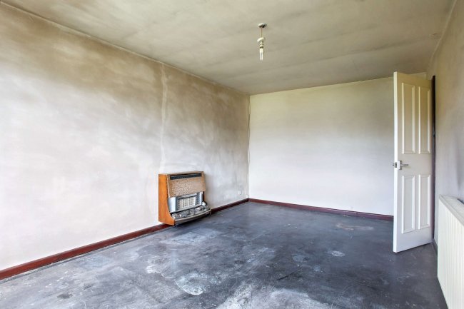 10 Millbrook Avenue, Atherton, Manchester M46 9LL 3