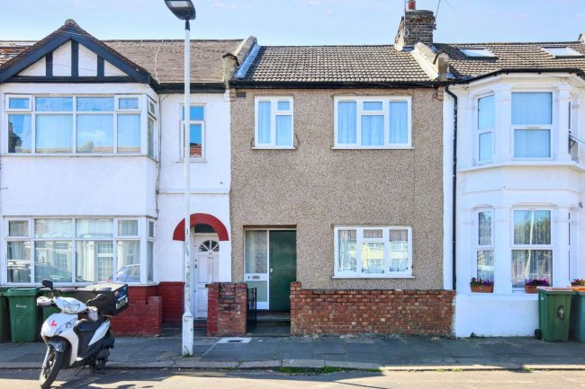 10 Cheshunt Road, Forest Gate, London, E7 8JD 8