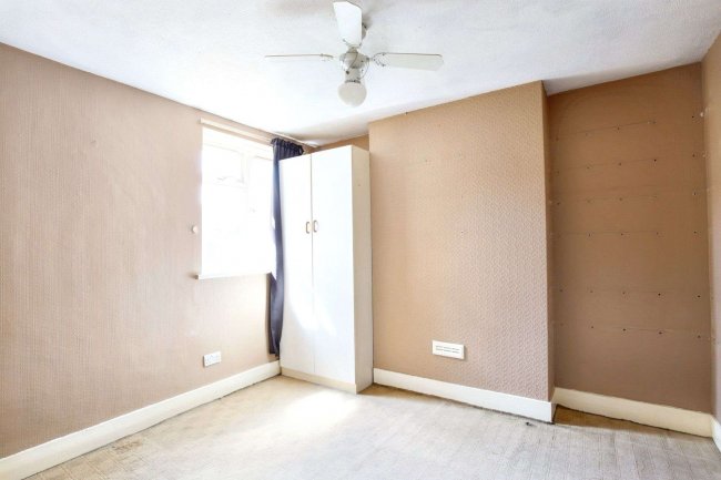 10 Cheshunt Road, Forest Gate, London, E7 8JD 8