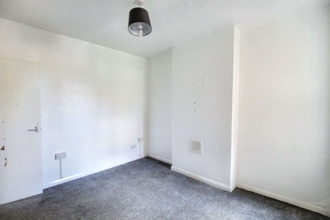 1 Dickens Road, East Ham, London E6 3BX 5