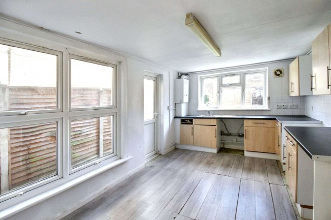 1 Dickens Road, East Ham, London E6 3BX 5