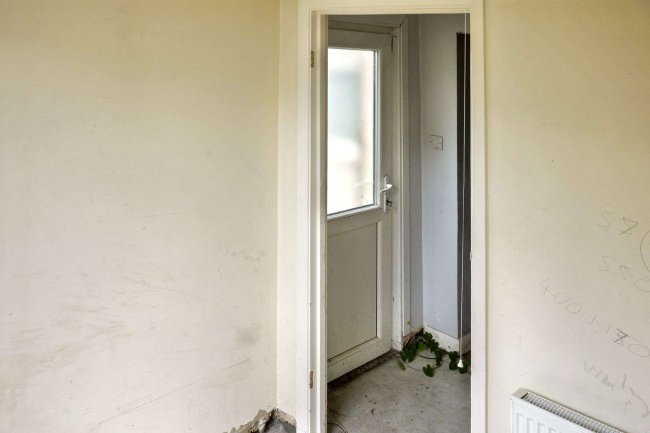 188 Holmesdale Road, South Norwood, London SE25 6PT 2