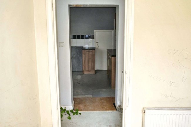 188 Holmesdale Road, South Norwood, London SE25 6PT 2