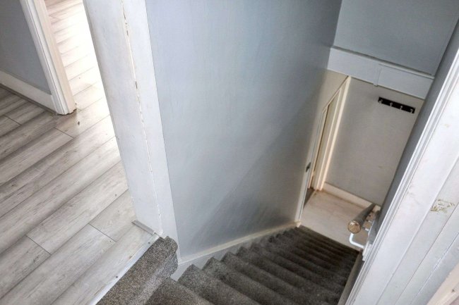 188 Holmesdale Road, South Norwood, London SE25 6PT 2